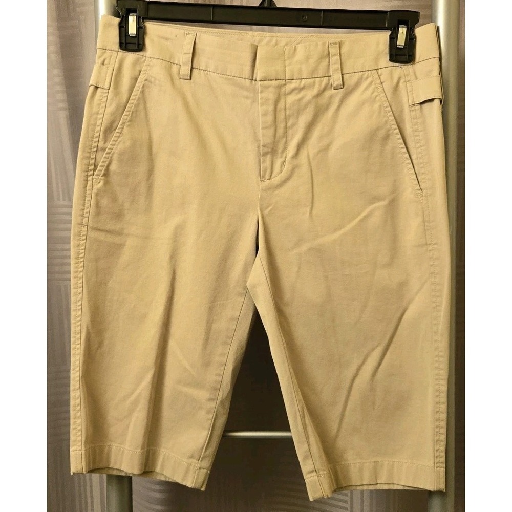 Vince Womens Sz 4 Shorts Beige Chino Bermuda Outdoor Walking Inseam 12.5"